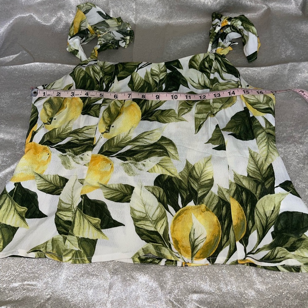 Lemon Print Sleeveless Top
